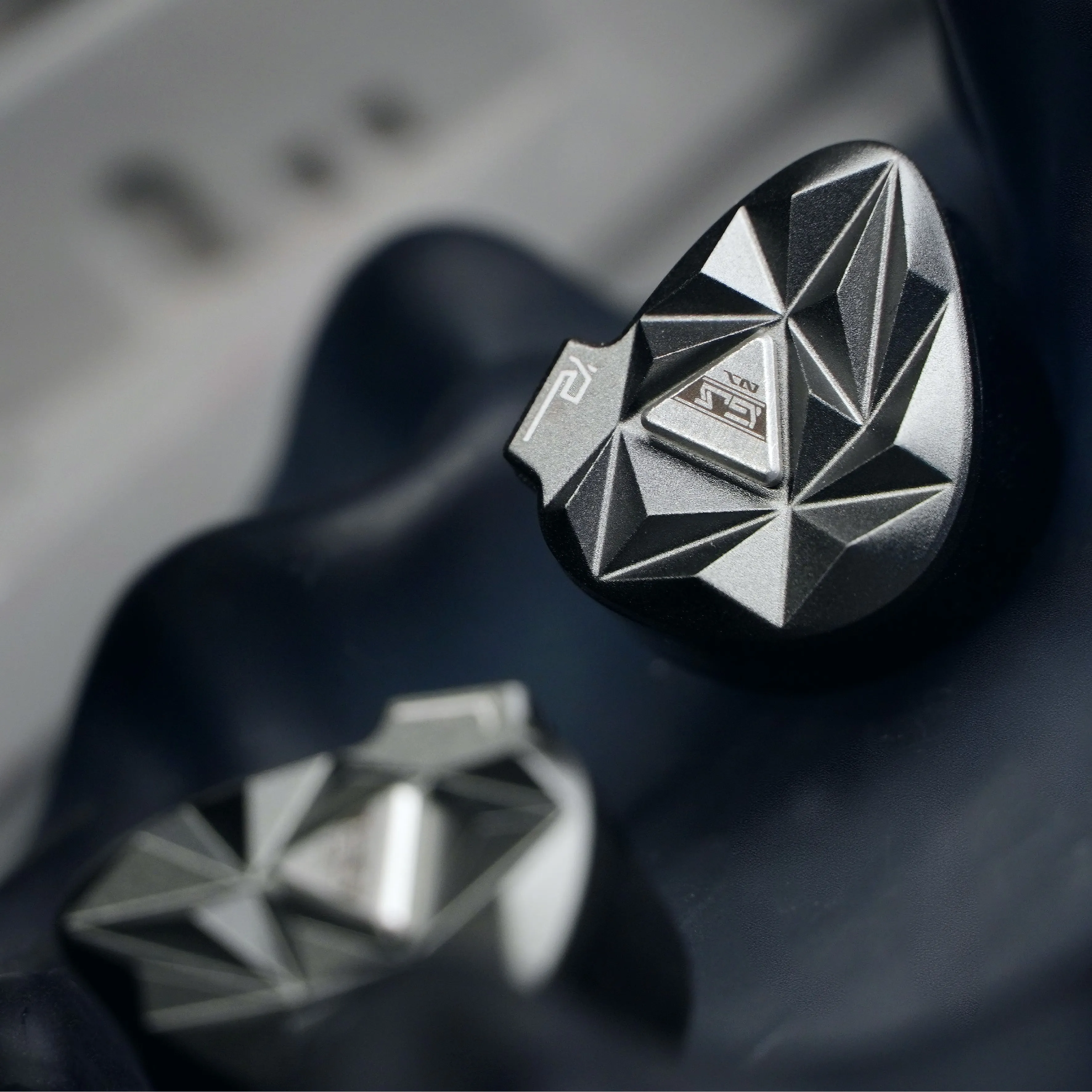 HE GuoJia Headphone In-Ear Ber - Earplug Set Foam ulasan dan harga