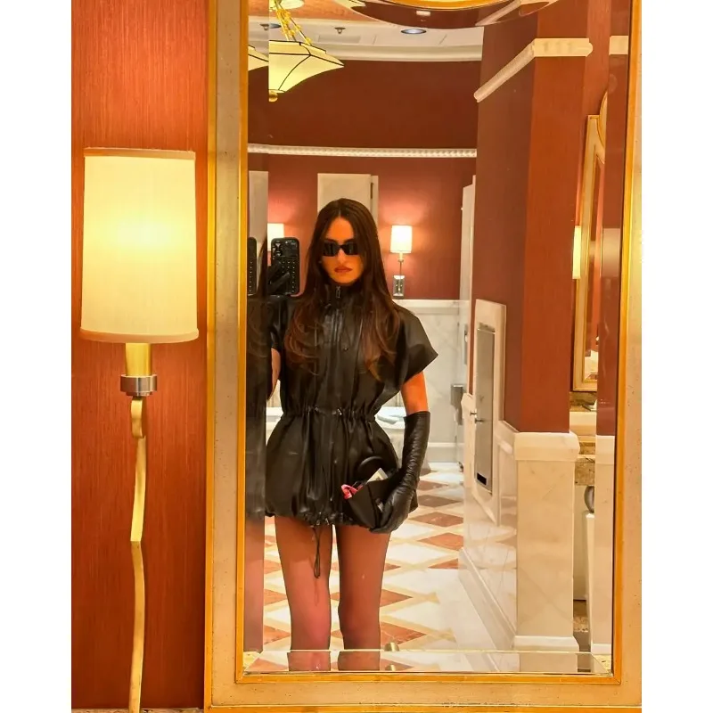 レトロブラック巾着フェイクレザージャケット、レディースソリッドカラー半袖スタンドカラージッパールーズミッドレングスコート