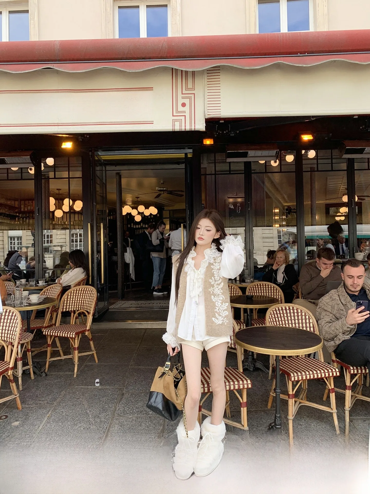 

Earth Store Heavy Embroidery Knitted Vest Women's Early Autumn Small Jaet Outerwear V-Ne ort Length Moderate Warmth