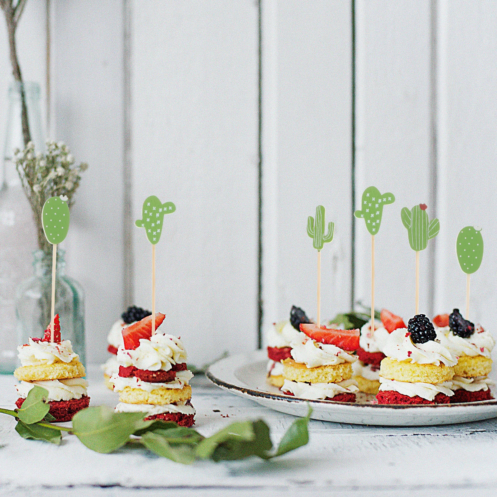 

100Pcs Wooden Fruit Picks Disposable Cactus Design Party Cocktail Food Sticks Decorative Snack Forks Disposable Food Picks