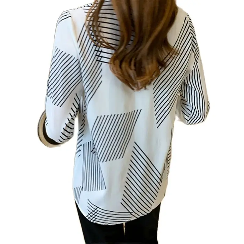 Classic Elegant Geometric Stripe Printed Chiffon Top Female 2023 Spring New Temperament Long-Sleeved Shirt Female