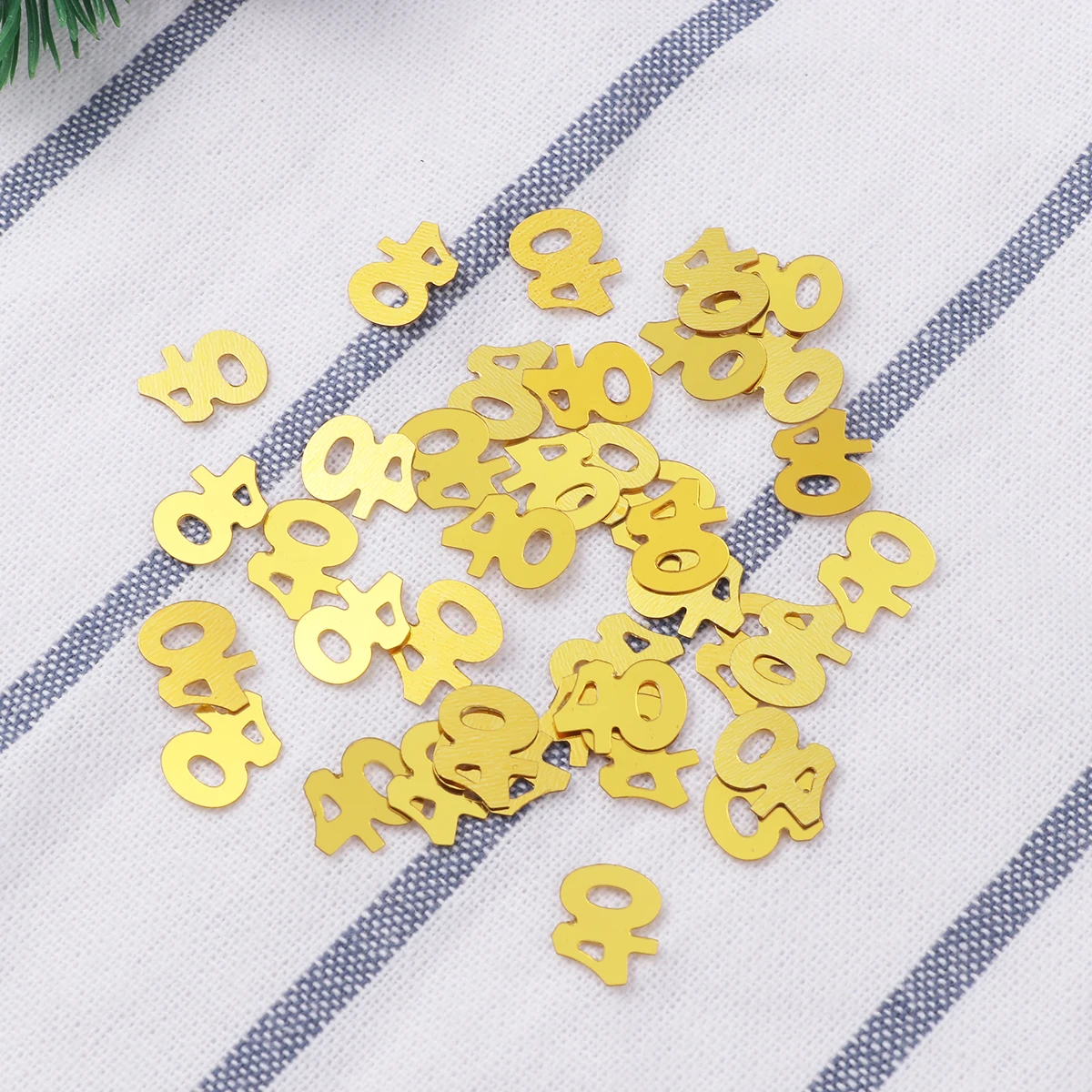 

1200Pcs Golden 40 Number Confetti Perfect for Birthday Anniversary Party Invitations Favor Bags Number Confetti
