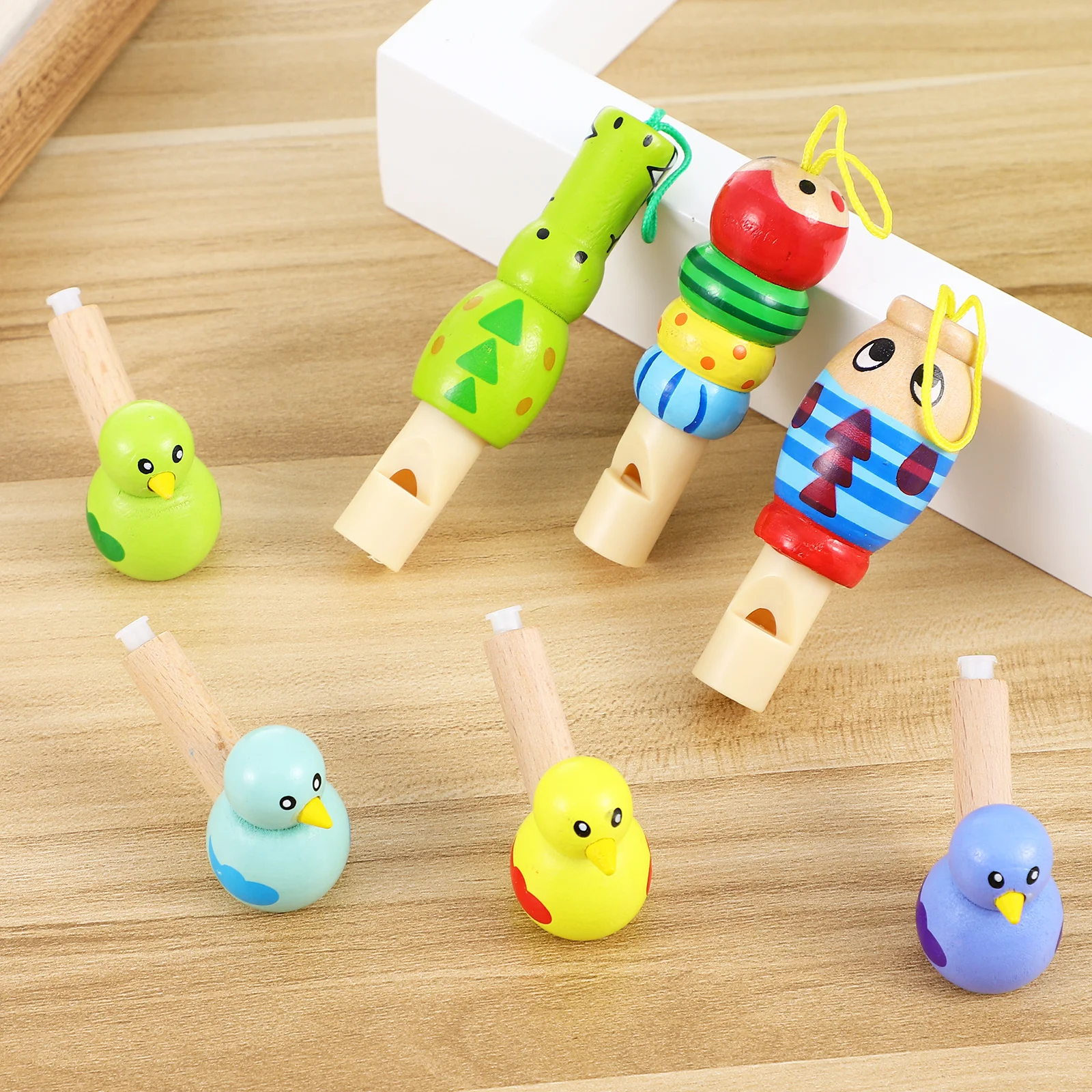 Sifflets d'animaux en bois, 7 pièces, formes d'oiseaux colorées, Style dessin animé, cadeaux musicaux éducatifs pour enfants