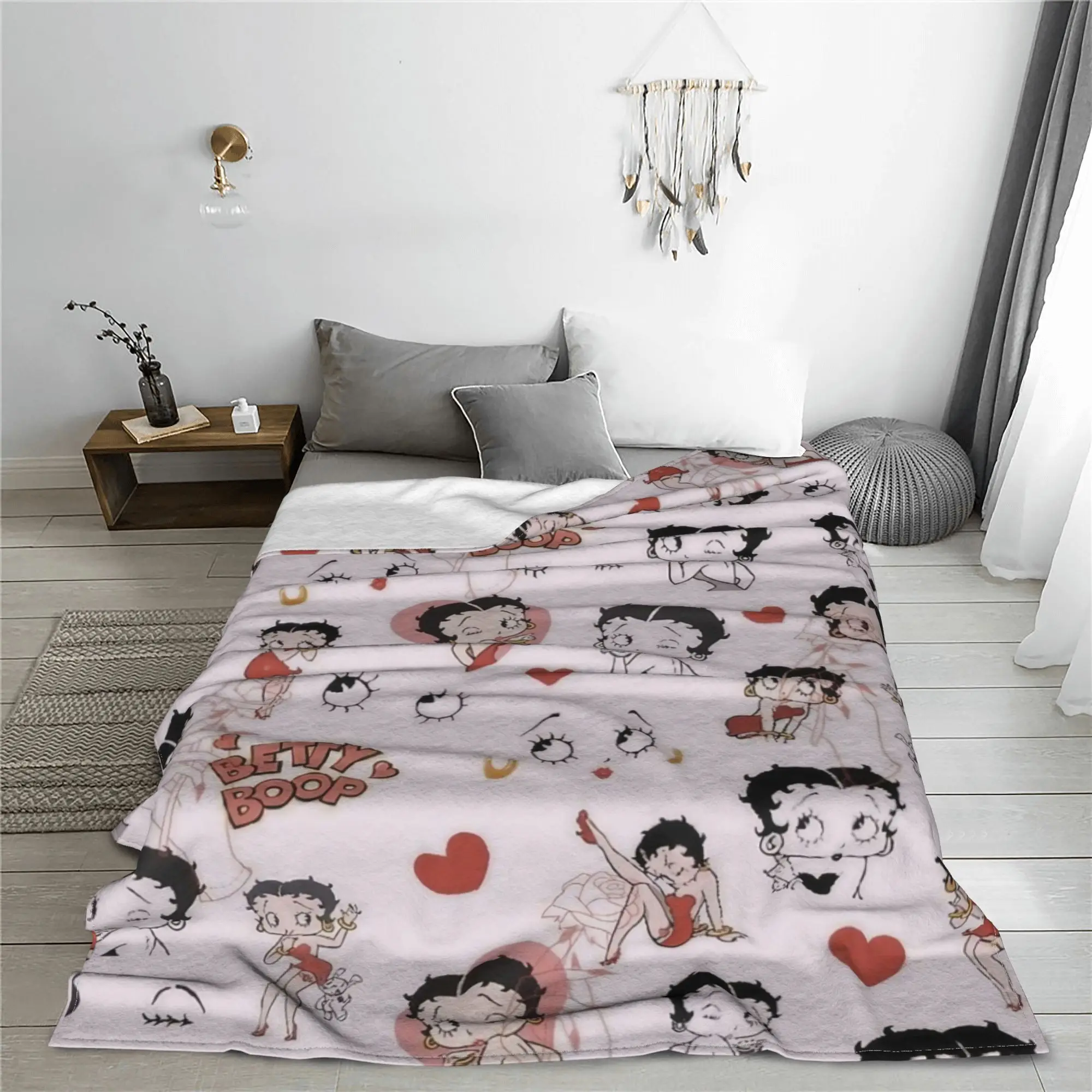 Cute B-Betty Pattern Fleece Throw Blanket Cartoon Blankets for Sofa Car Super Soft Plush Thin Quilt