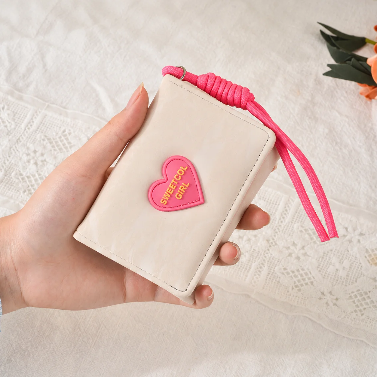 Wrist Lanyard Wallet Heart-Shaped Trifold Wallet Pu Leather Wallet Pu Leather For Casual Outings Pocket Shopping