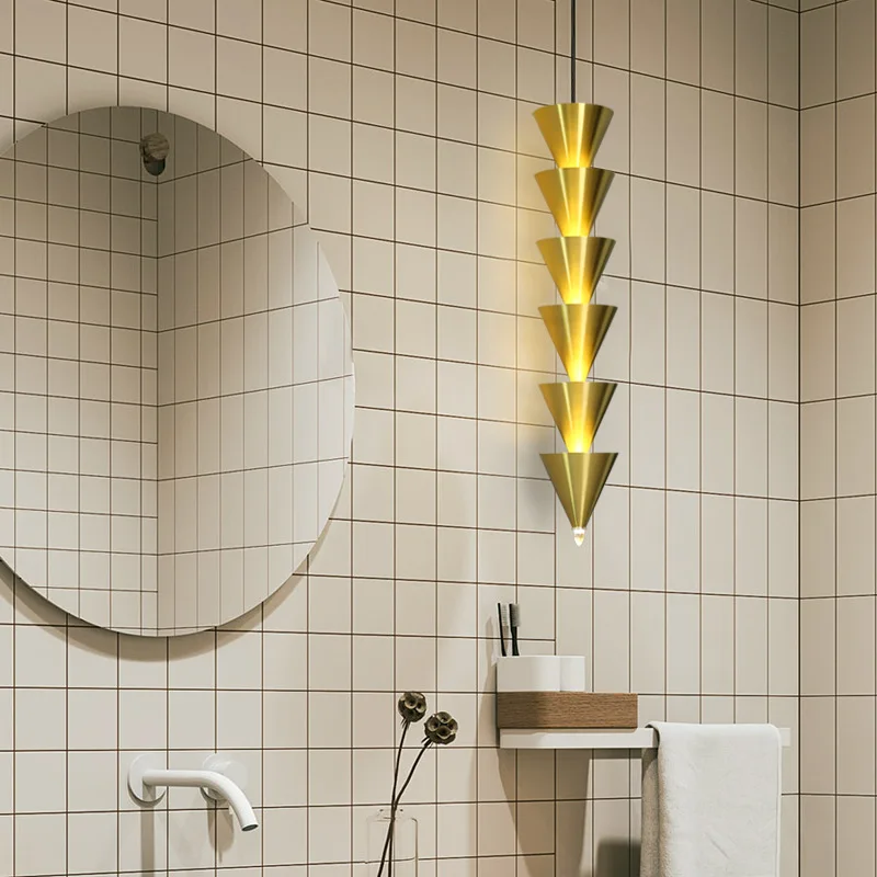 Slaapkamer nachtkastje zandtrechter kroonluchter hoorn gepersonaliseerde studie ontwerp achtergrond muur sfeer woonkamer kroonluchter