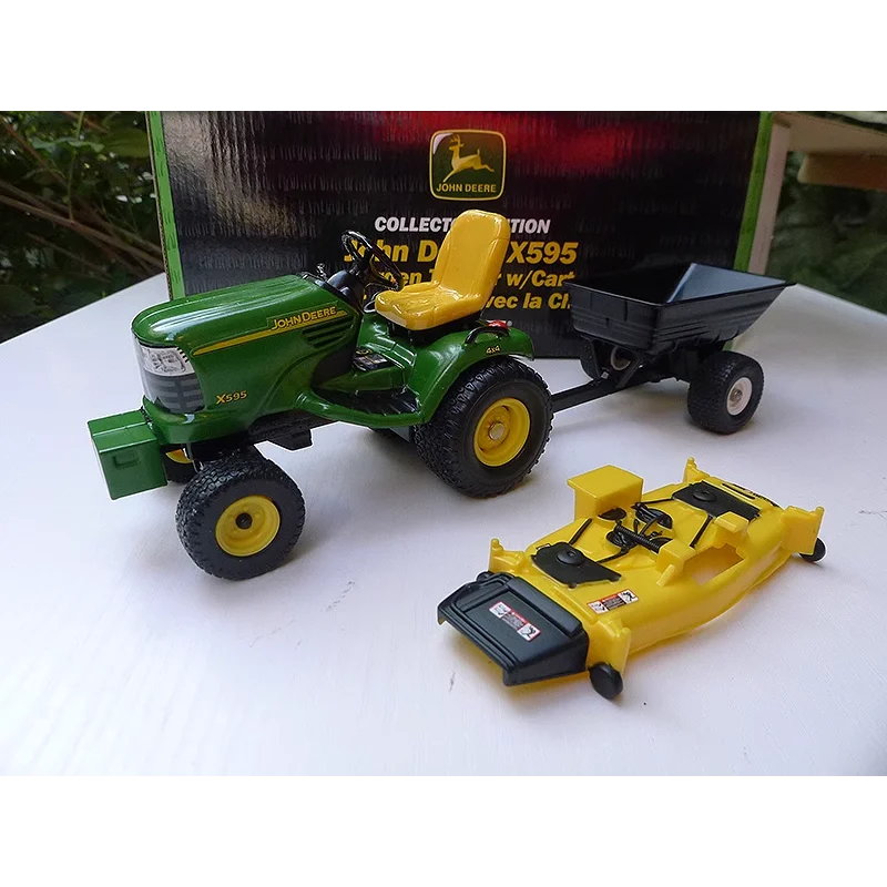 

Diecast ERTL 1:16 Scale X595 Garden Tractor Model Collectible Toy Gift Souvenir Display Ornament