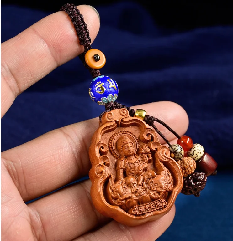 Zodiac natal Buddha peach wood keychain male and female pig dog chicken Amitabha Buddha Guanyin car key pendant