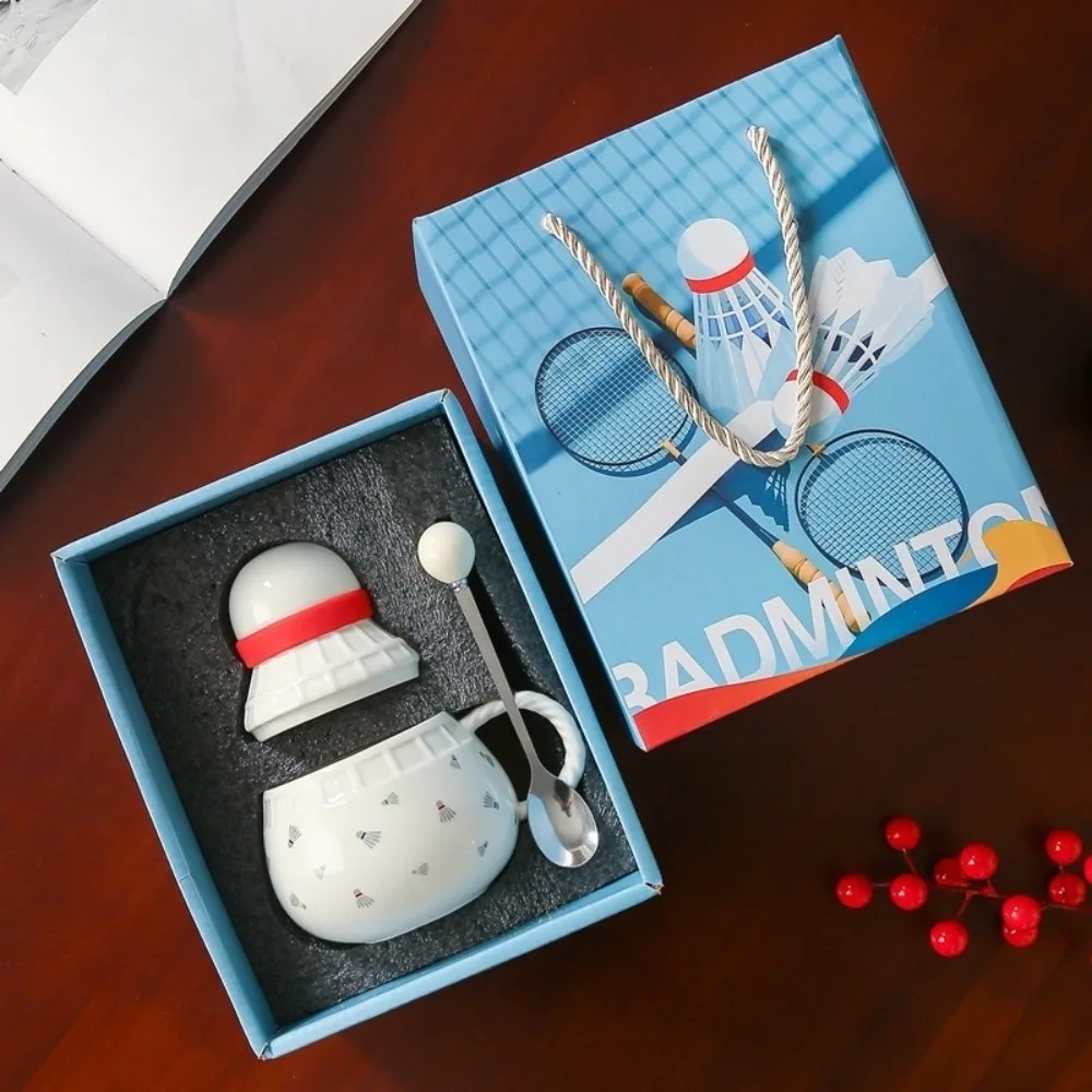 

Подарочная коробка с кружкой для бадминтона 370 мл, креативная спортивная тематика, чайная чашка для ежедневного использования с ложкой, керамическая кружка