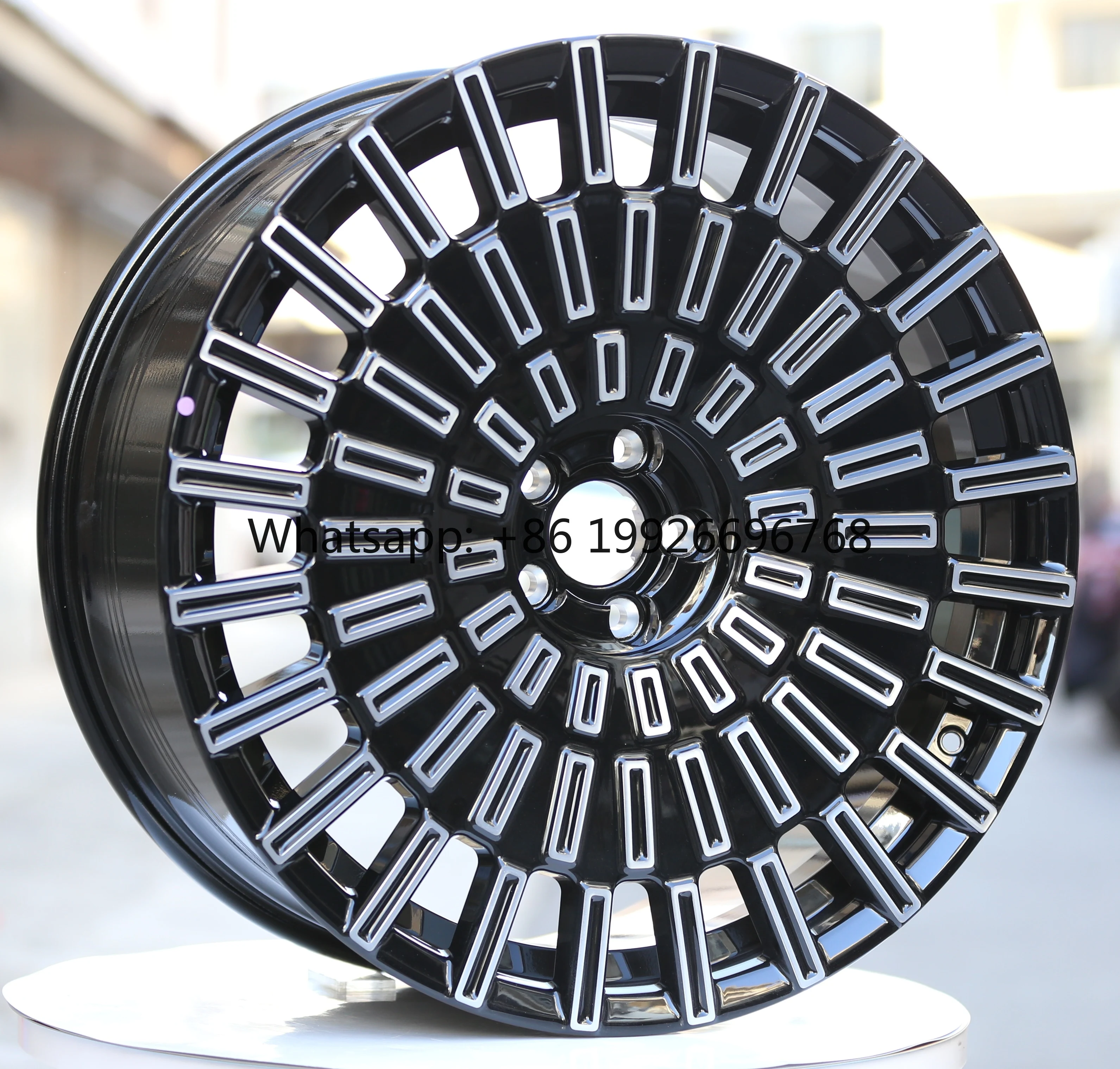 

22-Inch Forged Aluminum Wheels 5x108