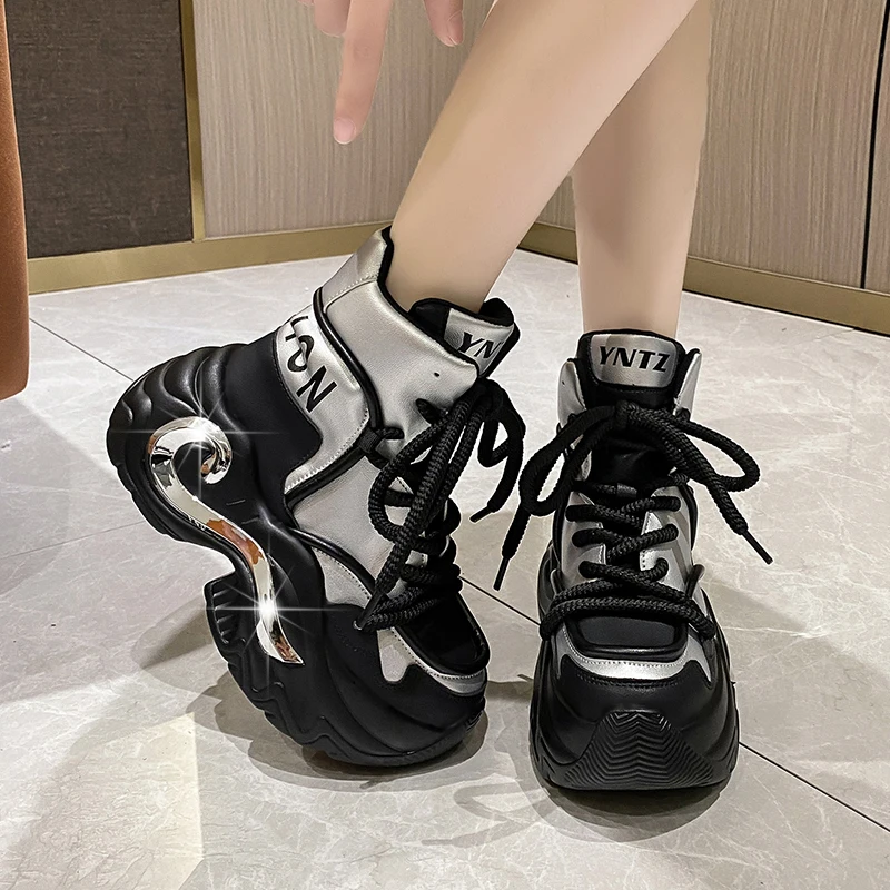 Fashion Women Chunky Platform Motorcycle Boots White Lace Up Thick Bottom Shoes Woman Autumn Winter Ankle Botas De Mujer 2022