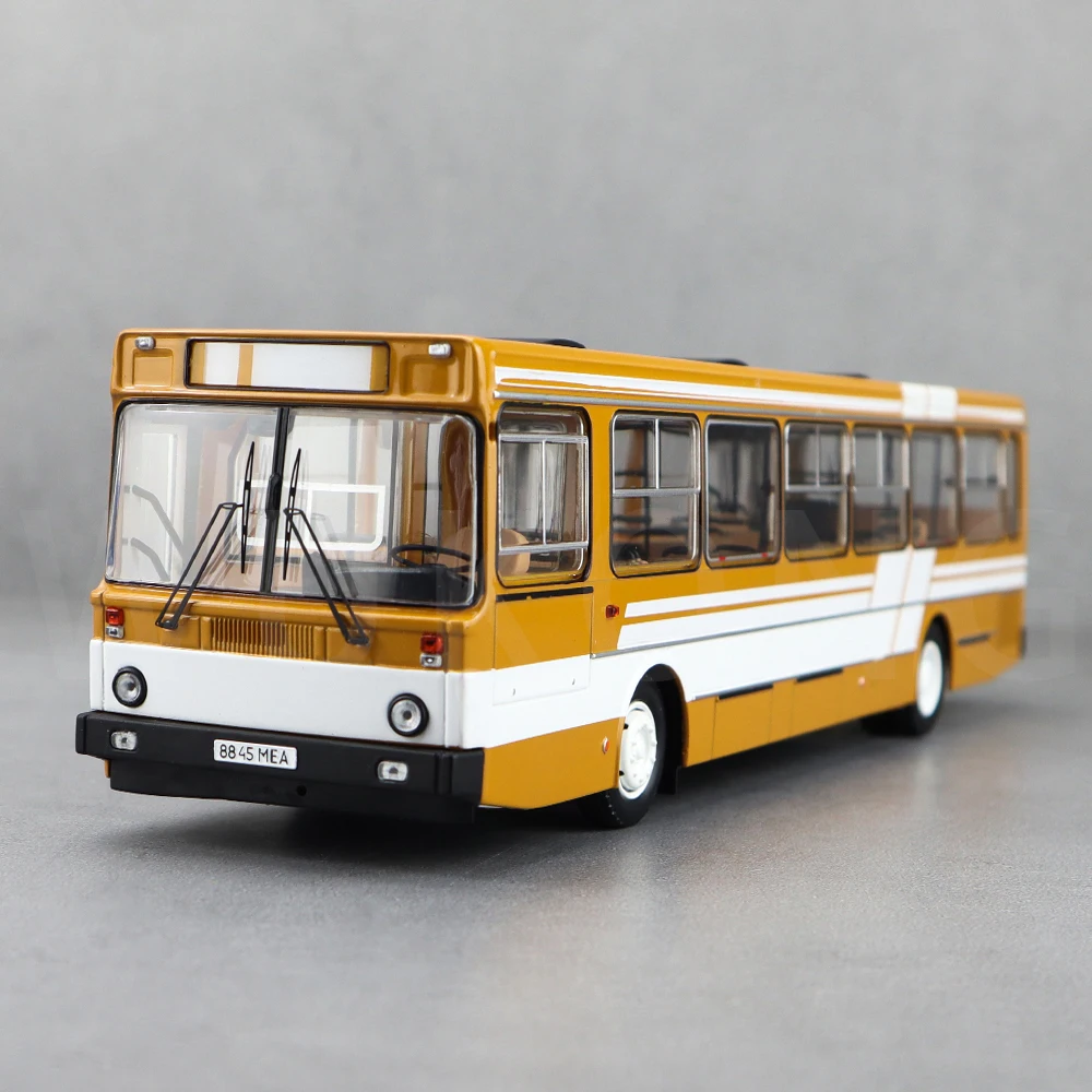 1/43 LIAZ 5256 Russian City Bus Models Diecast Model Car Gifts For Father Friends