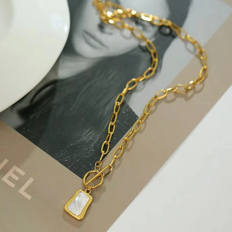 FTCY OT Buckle Irregular Shell Pendant Necklace For Women Gold Color Geometric Trapezoidal Women\'s Necklace Chains Jewelry Gifts