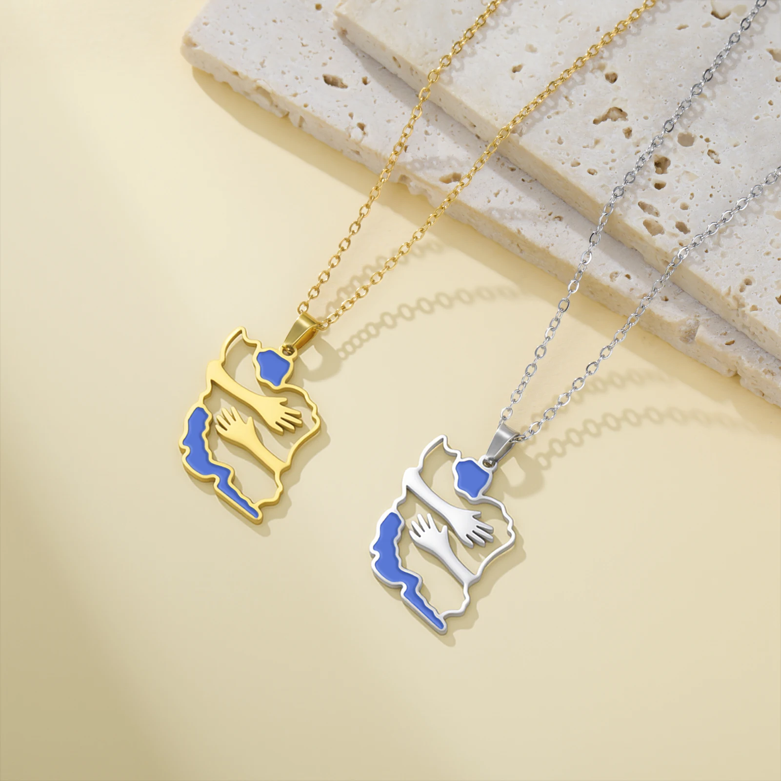 HIPEE خريطة إيران قلادة الفولاذ المقاوم للصدأ قلادة مجوهرات للنساء الأزياء والمجوهرات للأصدقاء