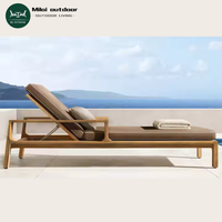 Factory Hot Selling Outdoor Teak Lounge Chair Villa Hotel Garden Sunbed Terrace Swimming Pool Beach Chair Reclining Bed