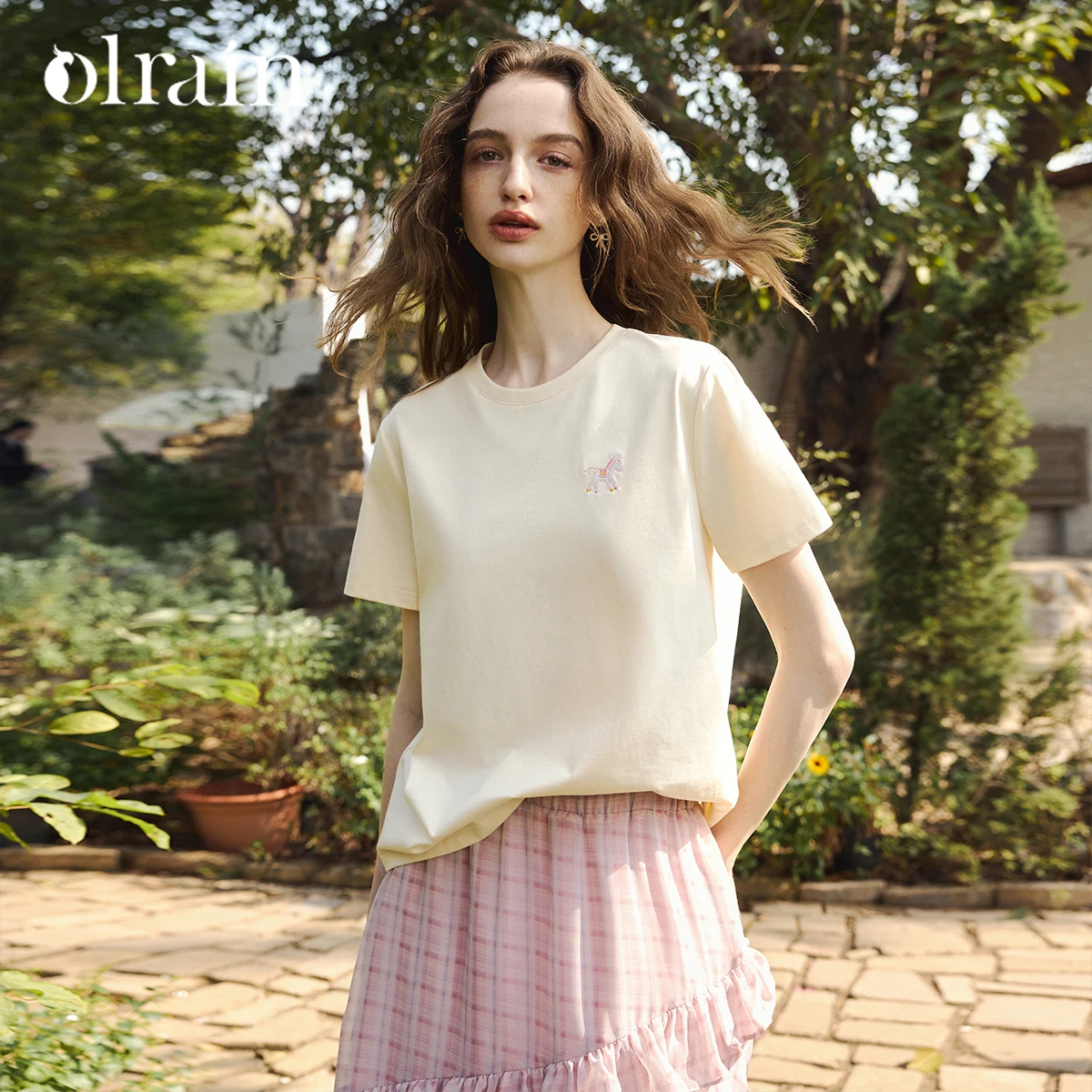 OLrain Women's Yellow T-Shirt Small Spurs Embroidered Crew Neck Short Sleeve Tee 2026 Summer New Casual Daily Top O58XT005116