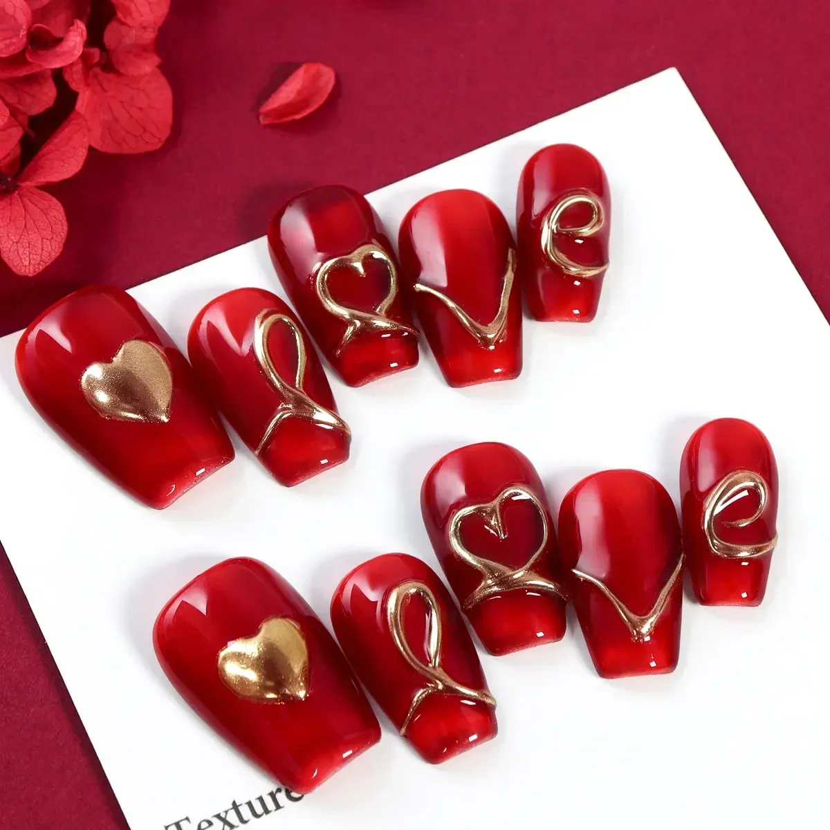 

10 шт. глянцевые короткие балетные ногти ручной работы 3D Metal Love Heart Design Sweet Cool Red накладные ногти для женщин и девочек многоразовые