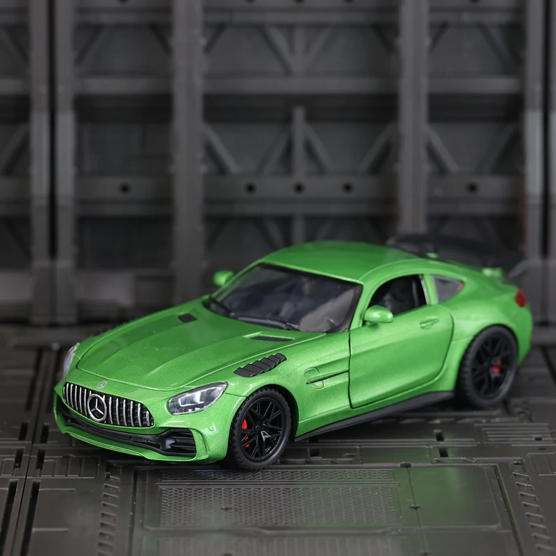 1:32 Mercedes Benz AMG GT-R adorno de modelo de coche de aleación, puertas y capó de motor, el maletero se puede abrir, juguetes eléctricos para niños