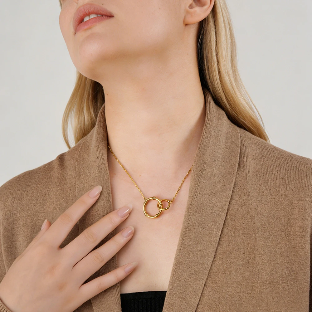 

ENFASHION Para Mujer linked Circle Pendant Necklace For Women's Stainless steel 18K Plated Gold High Street Jewelry P263693