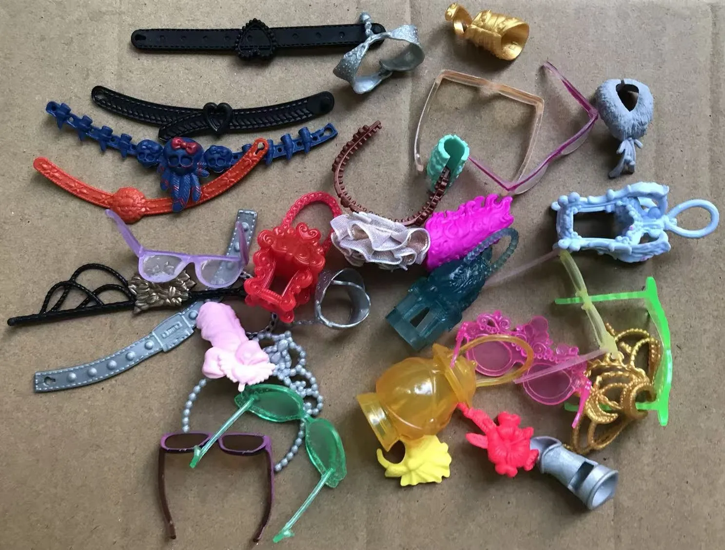 

MINISO Monstering High кукла ожерелье пояса повязка на голову фонарь очки декор для кукол красочные детали для кукол аксессуары