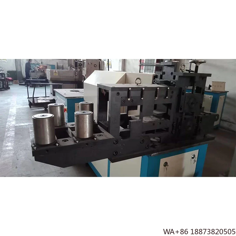 Schmichausrüstung, Eisen, Schmieden, Kaltrollen, Prägemaschine, quadratische/runde Rändelmaschine aus Stahl, Doppelwellenantrieb, Glätteisen