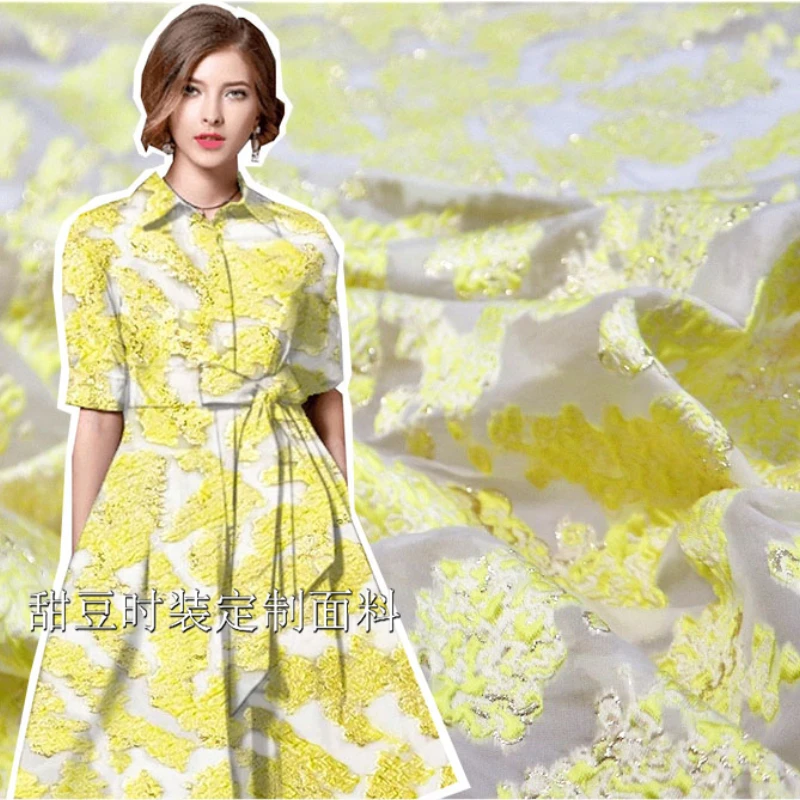 

Organza Jacquard Fabric Spring and Summer Thin Gold Embossed Cut Dress Suit European Brand Fashion Design Sewing Wholesale Cloth