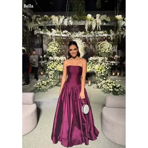 Bella personalizzato Borgogna senza spalline in raso abito da ballo corpetto aderente svasato pavimento-lunghezza abiti da festa abiti formali de soirée 2025
