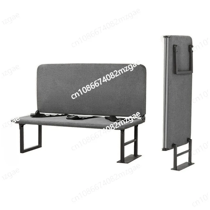 

Заднее складное сиденье фургона, боковое подвесное серые сиденье и многоместная кровать экономит место.