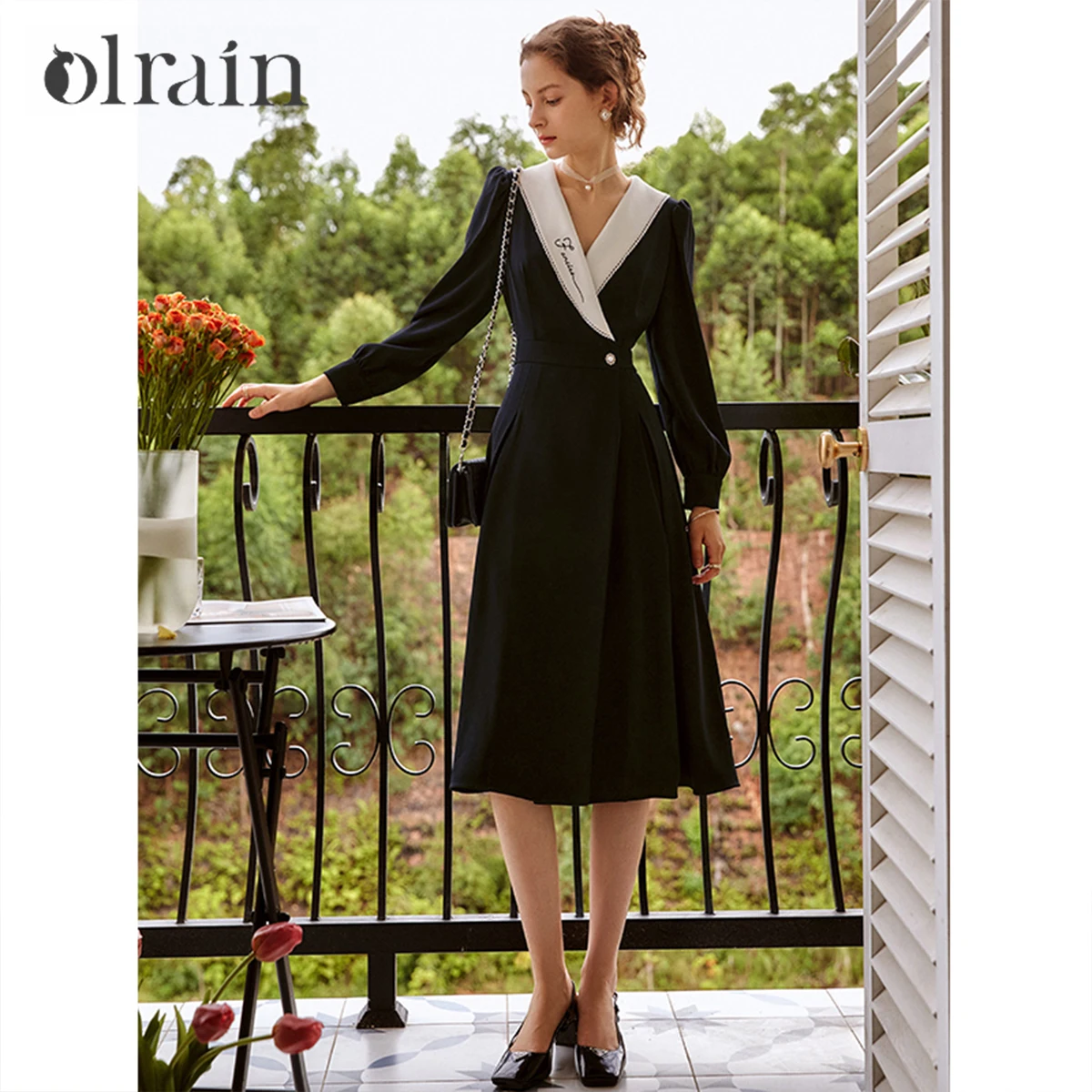 

OLrain French Style Black Dress Women 2026 Spring Autumn Hepburn Elegant Embroidery Long Sleeve Waisted Midi Dress O21QL55308