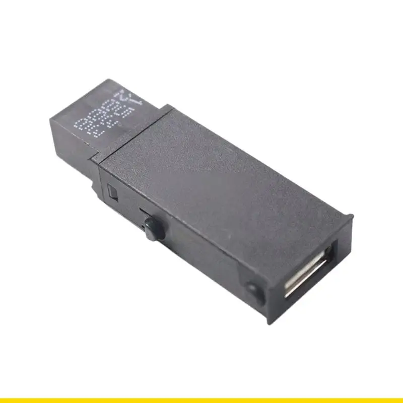 

SZCH 13348688 Разъем USB для зарядки центральной консоли автомобиля для стабильной подачи питания