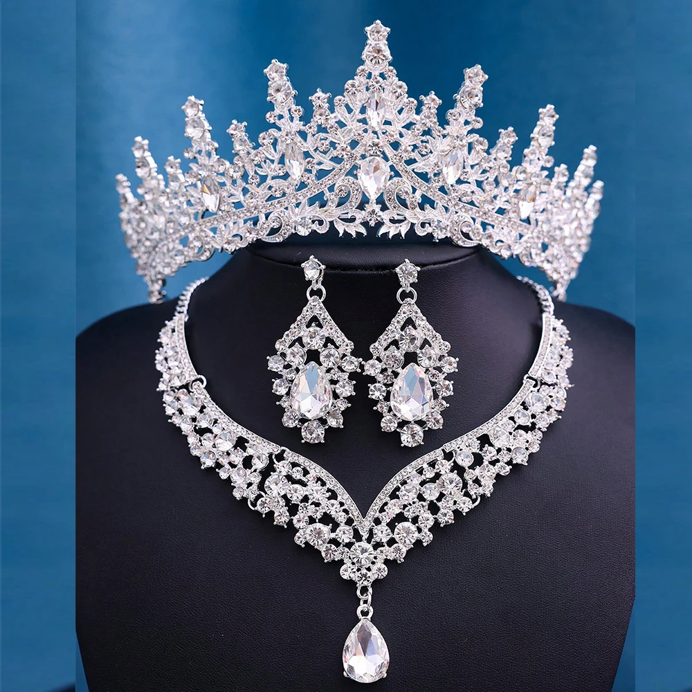 

Набор из 3 предметов: роскошные золотые украшения, сверкающая хрустальная корона, ожерелье, серьги, элегантный свадебный головной убор со стразами для конкурсов красоты