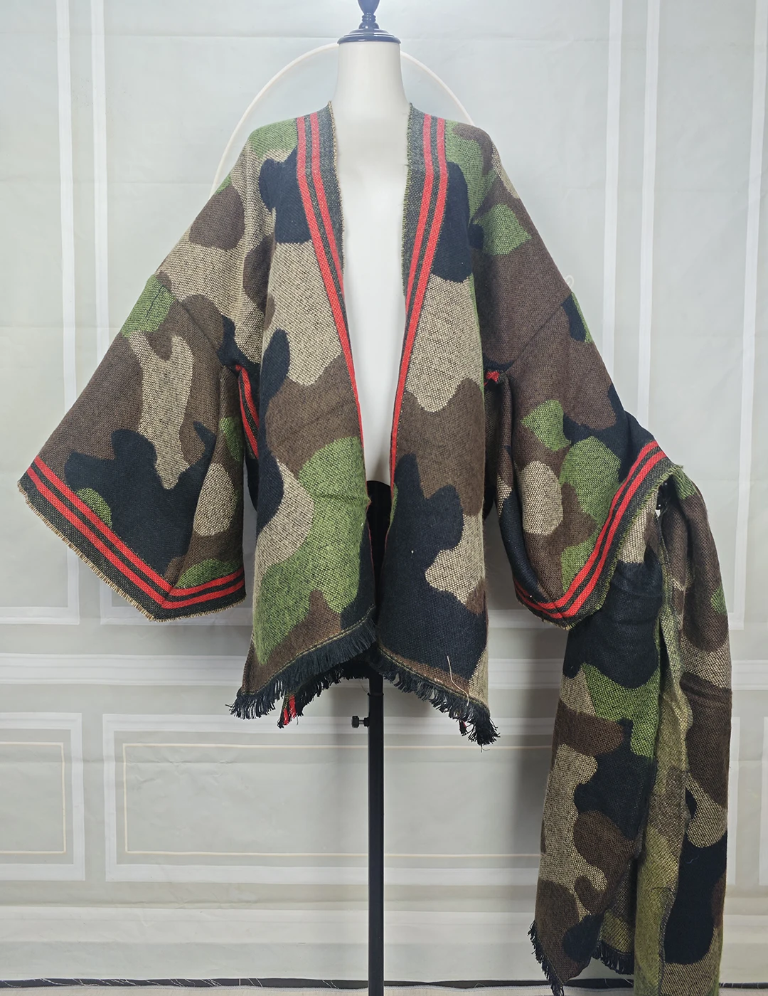 

Новые зимние камуфляжные короткие свободные кардиганы, повседневные африканские женские пояса, шерстяные кимоно с открытой передней частью, модные кимоно для блоггеров, вечерние тряпки