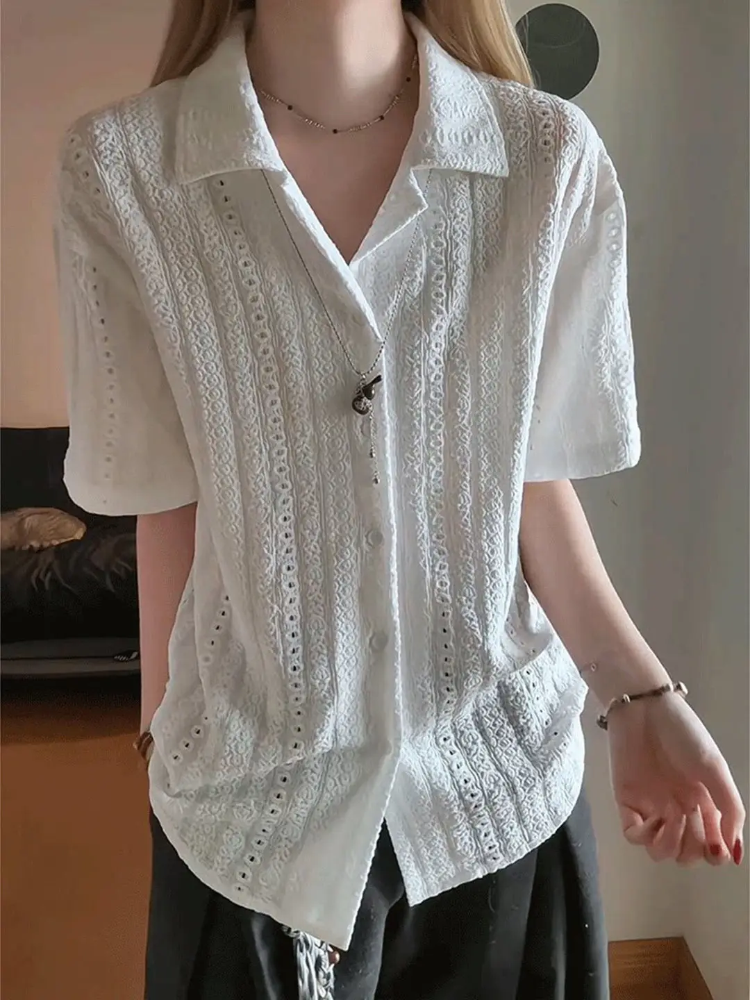 Lightweight Hollow out Cuban Collar Short Sleeve White Shirt Men's Summer Casual Style Loose Fit Luxury Feel Outerwear