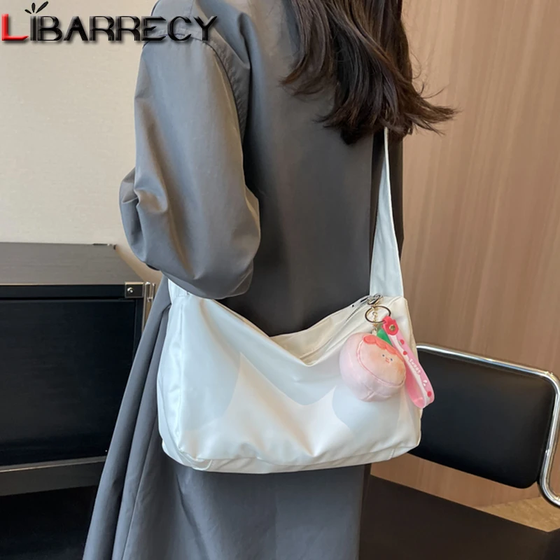 

Luxury Designer High Quality PU Leather Ladies Shoulder Bag Solid Color Large Capacity Women Messenger Bag New Women Travel Bags