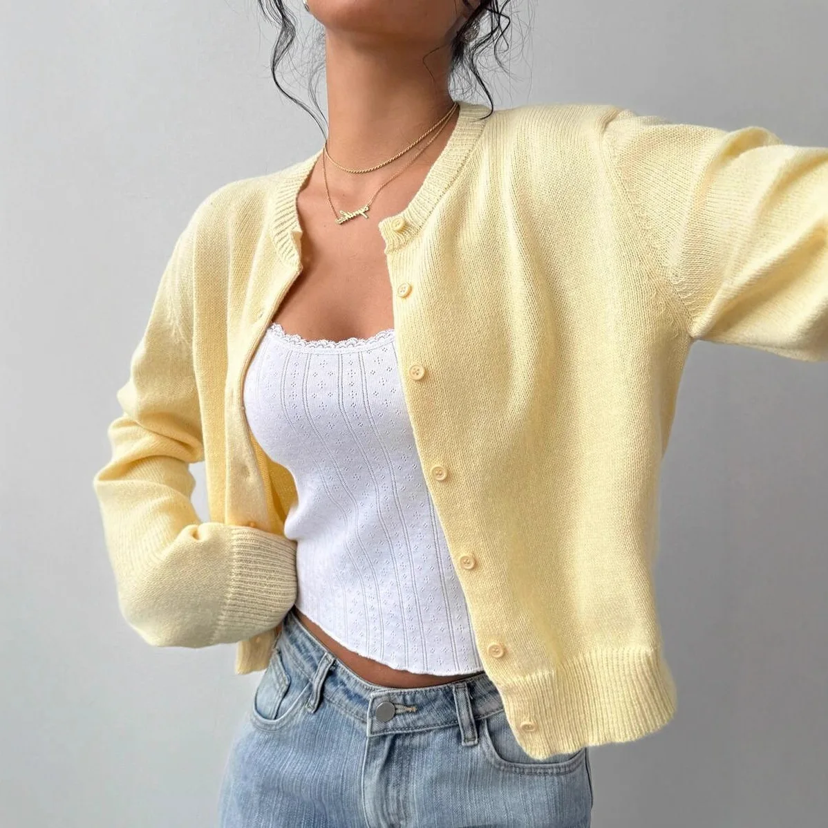 

Korean Style Lightweight Solid Color Knit Cardigan Women's Spring Autumn Petite Short Length Elegant Slim Fit Base Layer Sweater