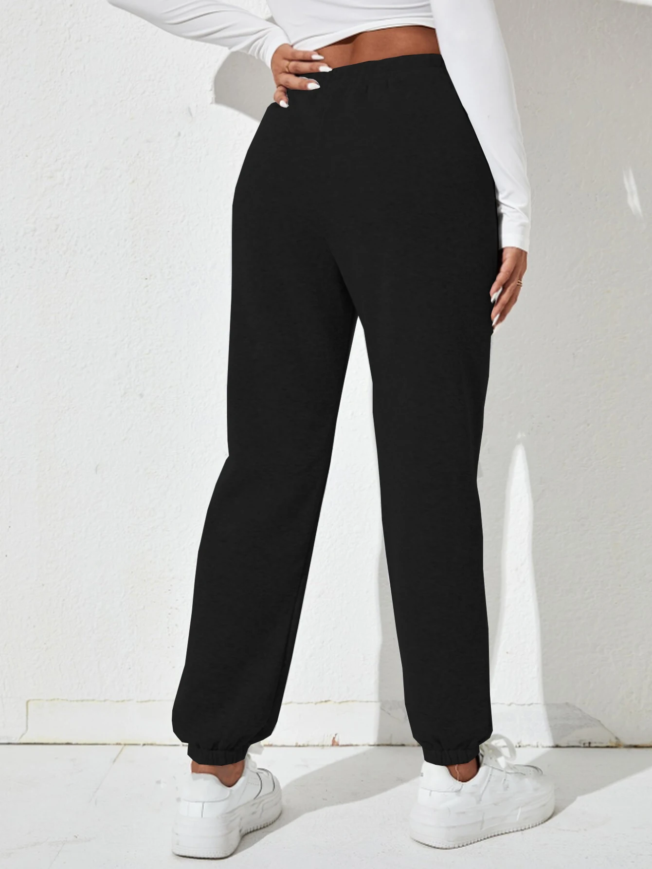 Women Black Elastic Waist Sweat Pants Casual Every Day Pants Solid Sweatpants