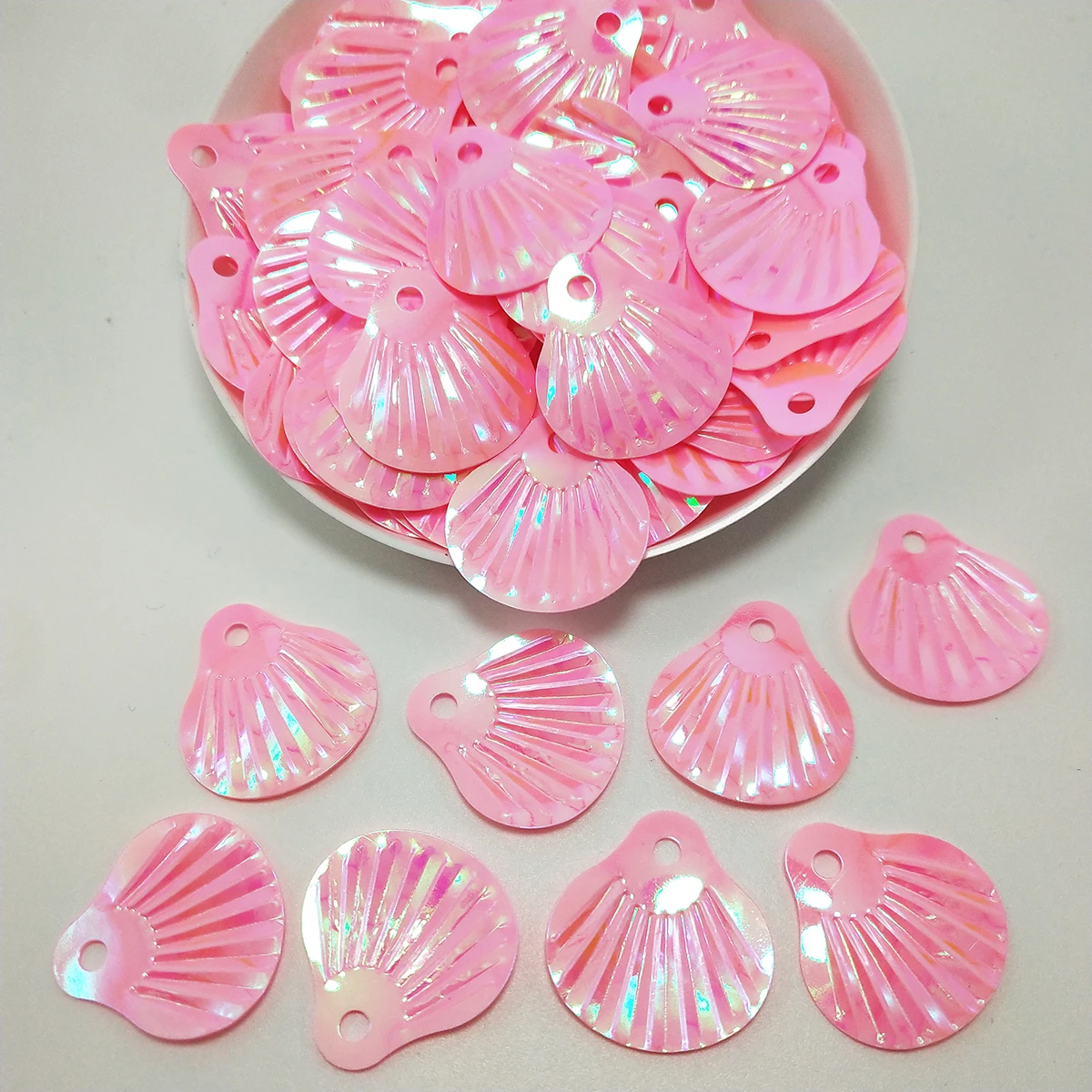 50g Lot 24mm Big Shell Shaped Loose PVC Sequins AB Colors with 1 Big Hole for DIY Sewing Clothing Earring Accessories