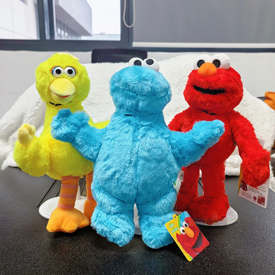 엘모, 쿠키 몬스터, 빅 버드, 커밋 더 프로그 등 귀여운 세서미 스트리트 봉제 인형은 모든 연령대에 적합한 사랑스러운 선택입니다.