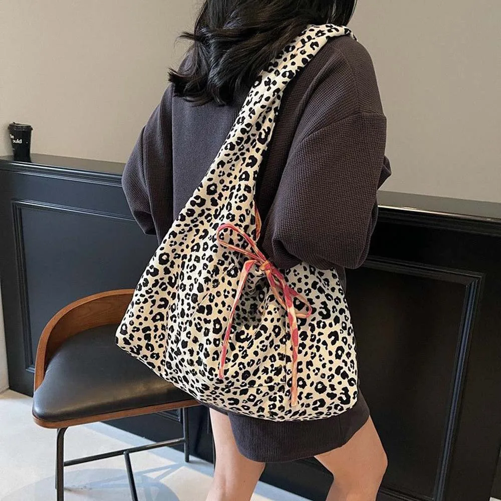 Double Sided Leopard Print Tote Bag, Stylish Leopard Print Handbag for Women, Fashion Bow Large Capacity Shoulder Bag view 3