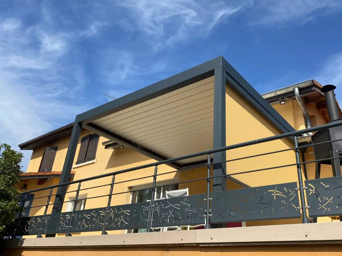 

Outdoor Bioclimatic Aluminium Pergola Waterproof Retractable Motorized Gazebo Sunshade Garden Buildings Remote Metal Arbour