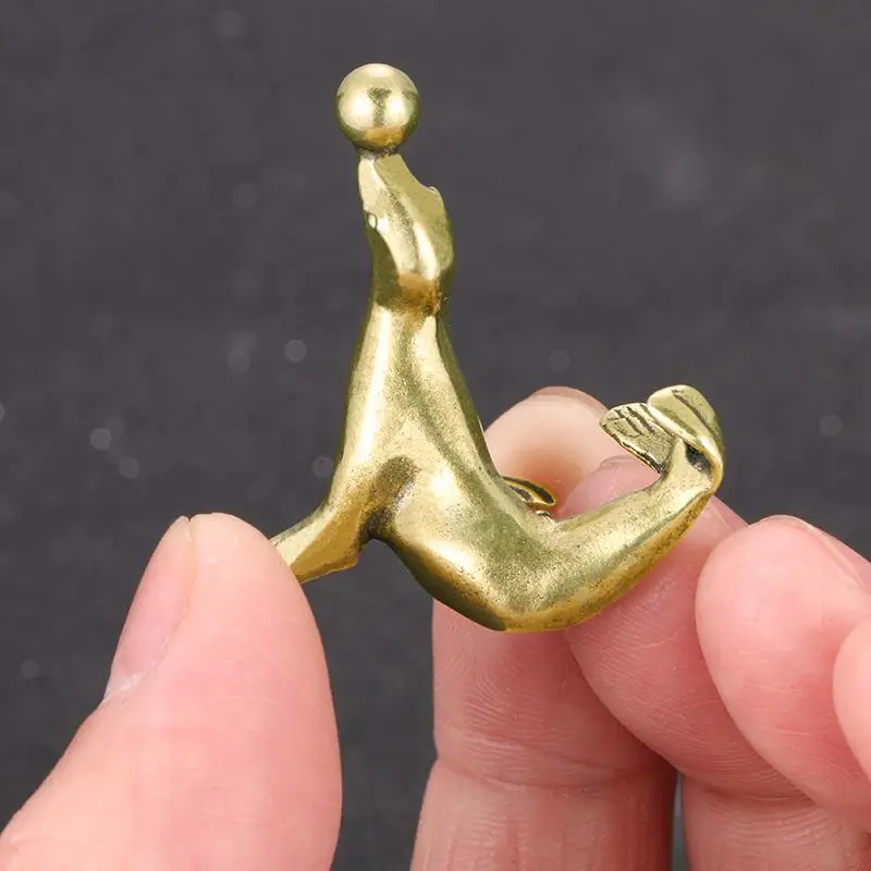 Brass Sea Lion Ornament Vintage Crafted Design with Balancing Ball for Holiday Decor Gift Office Home Desktop Display