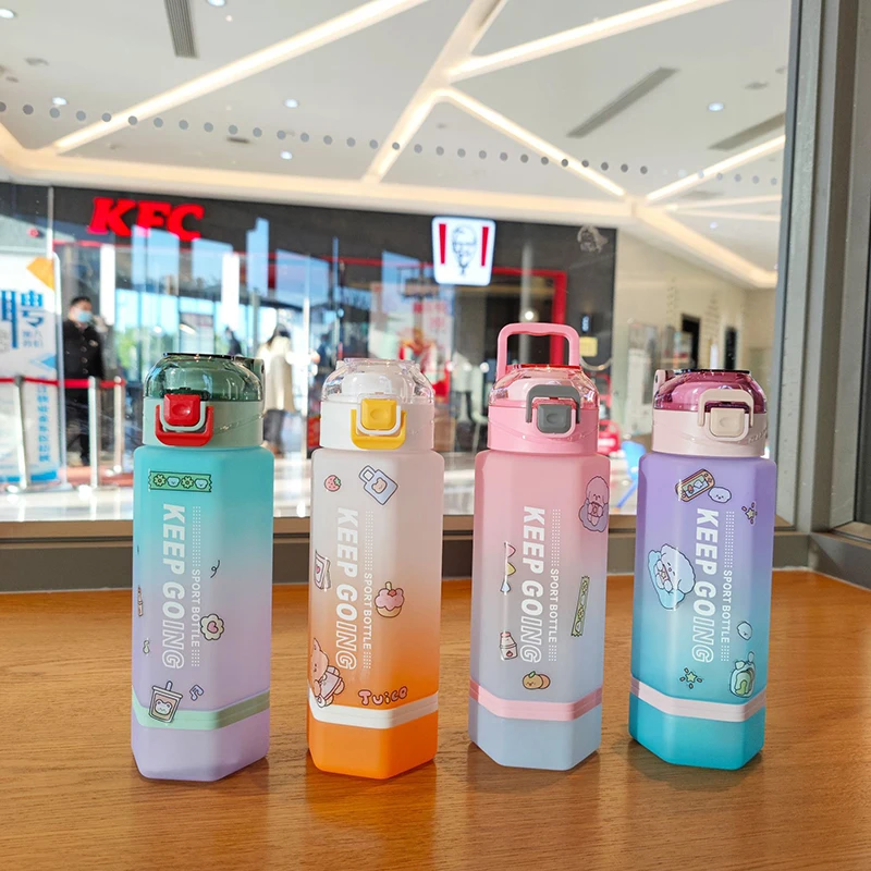 

700ML Diamond Frosted Plastic Water Bottle With Tea Strainer Portable Sports Drink Water Cup Large Capacity Student Water Bottle