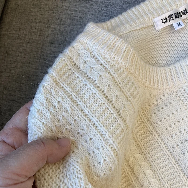 Retro Knitted Loose Fit Rabbit Fur round Ne Sweater Early Spring Sle  Color Blend Wool Casual Commute Faion Women'...