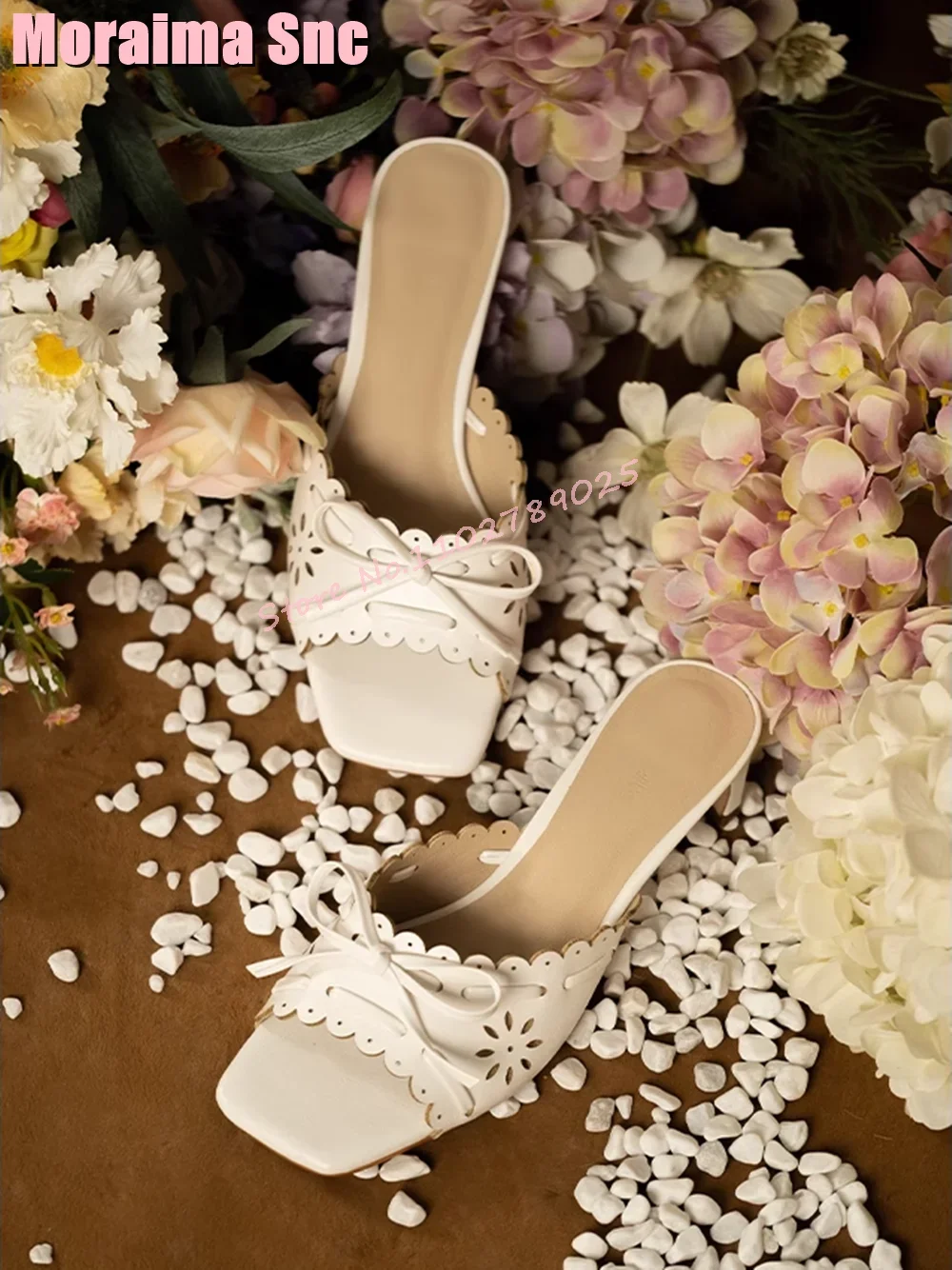 

Fashion Hollow Flower Butterfly Knot Slippers Square Toe Lace UIp Block Mid Heeled Retro Elegant Women's Shoes 2024 Summer New