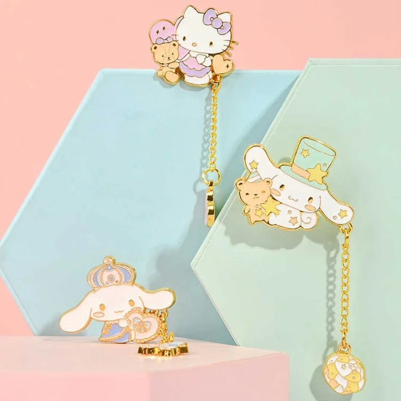 Sanrio Cat Sky City-broche de perro de conejo de orejas grandes, Bff regalo de cumpleaños, decoración de bolsa de camisa, colgante de recuerdo, regalo especial