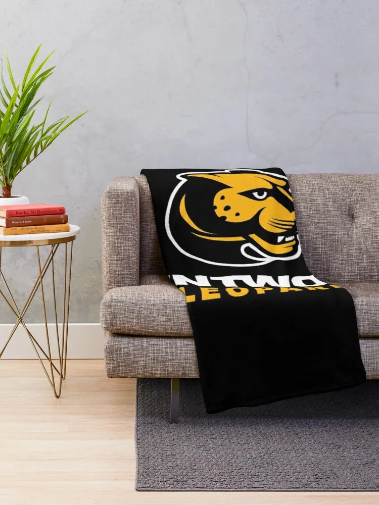 Wentworth Institute of Technology Throw Blanket Blankets For Sofas Furrys Extra Large Throw Luxury Brand Blankets