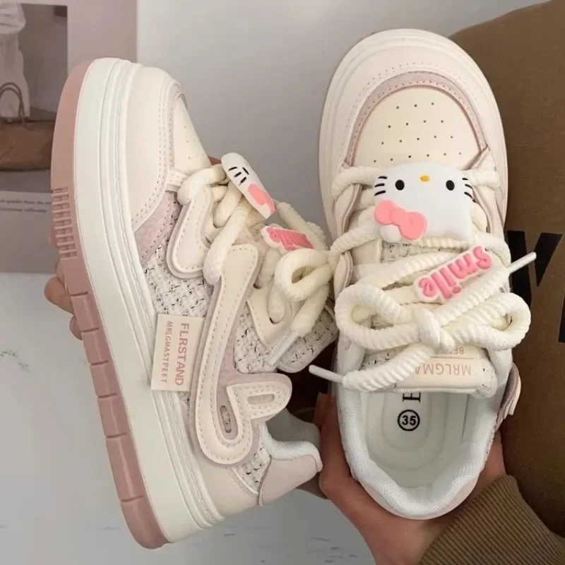 Sanrio Hello Kitty Soft Girl Cute Big Head Off White Shoes Y2K Platform Sneakers Pochacco Versatile Skateboard Shoes for Women