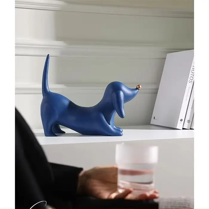 

Klein blue gold-nosed beagle resin desktop porch decoration ornament