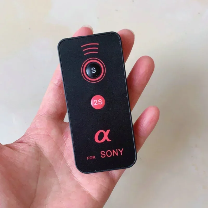 Rilascio otturatore telecomando wireless IR per Sony Alpha A7 A7 II A7R A7S A6000 A230/a330/a450/a500/a550/a700/a900