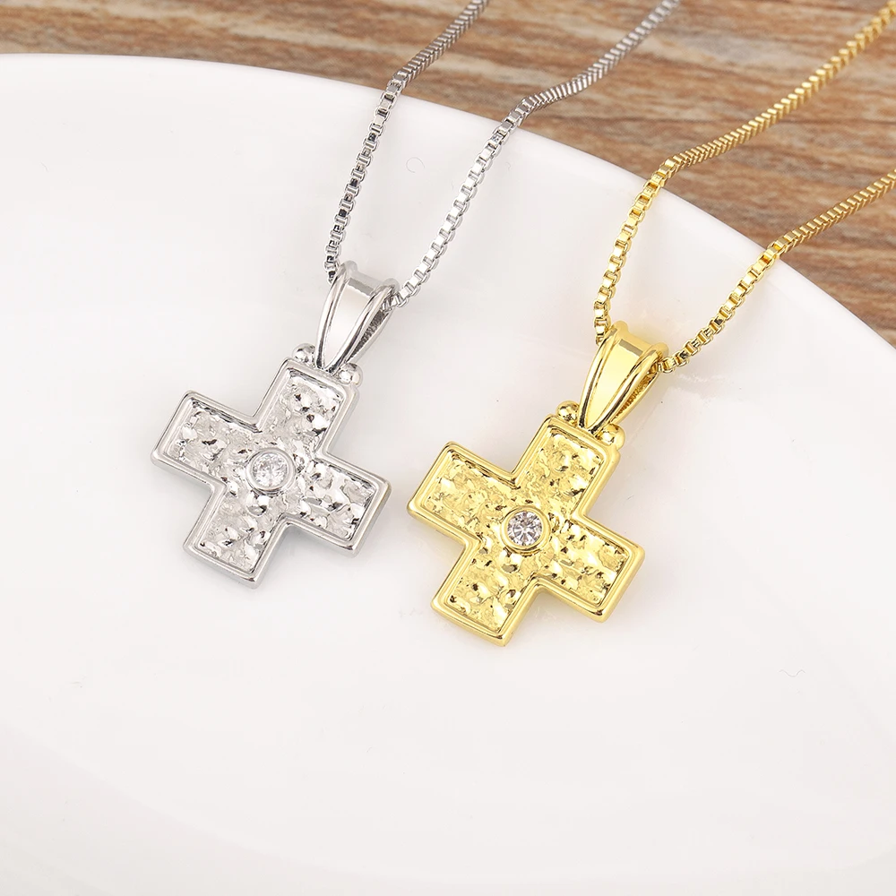 Classic New Design Sparkling Zircon Cross Pendant Necklace For Women Simplicity Style Anniversary Party Jewelry Fine Accessories